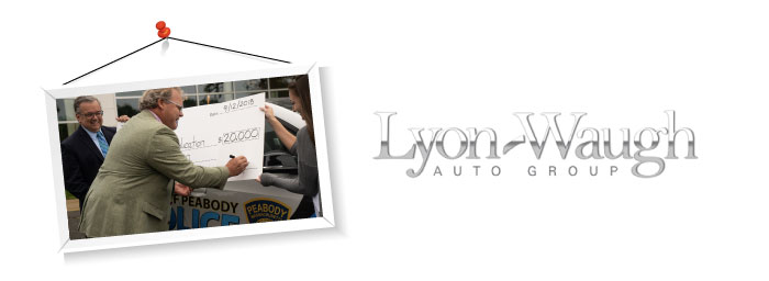 Warren-Waugh-of-Lyon-Waugh-Auto-Group-Presents-Second-Donation